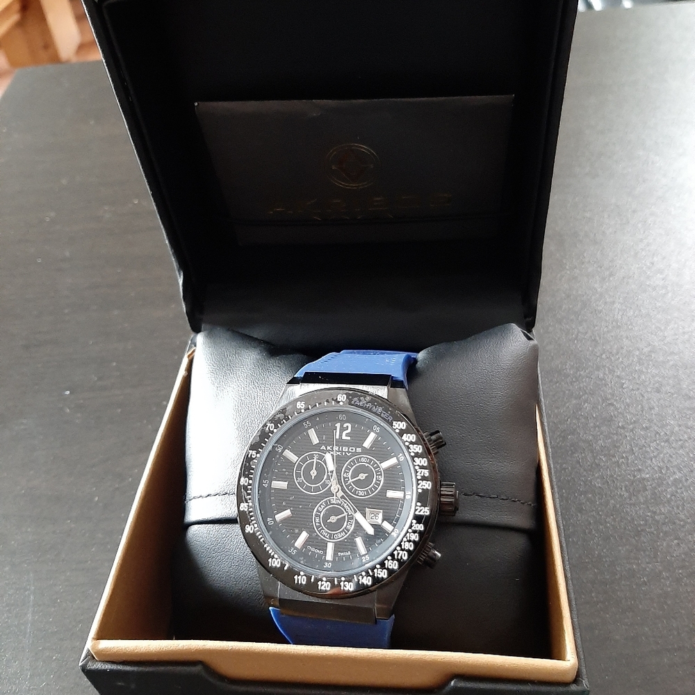 Mens watch